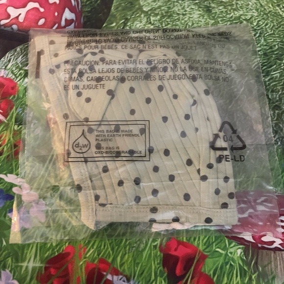 Kate Quinn bear hat | thyme dot | organic cotton wide rib - 6-12m & 12-18m, NWT - Picture 4 of 7